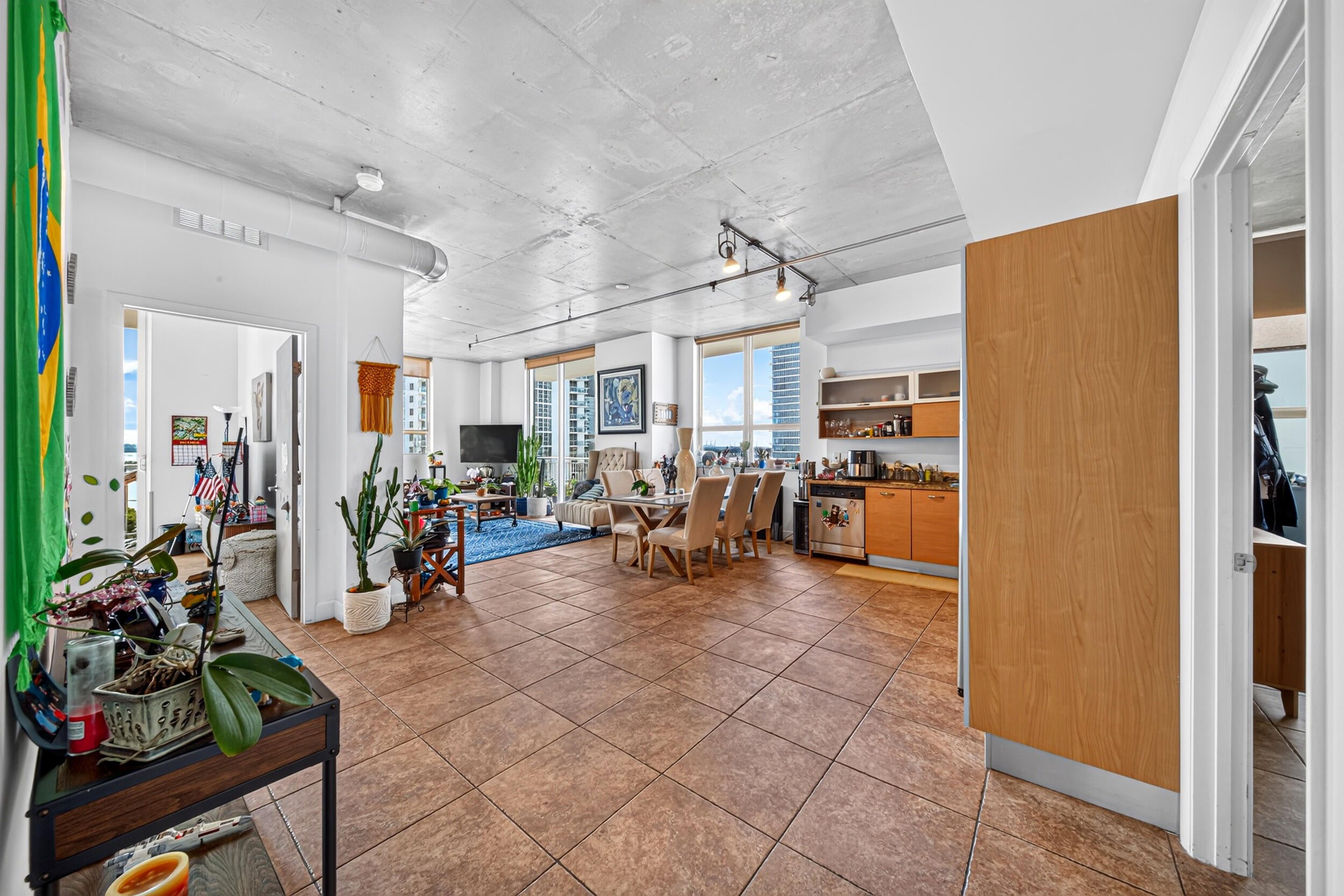 2275 Biscayne Boulevard 1009