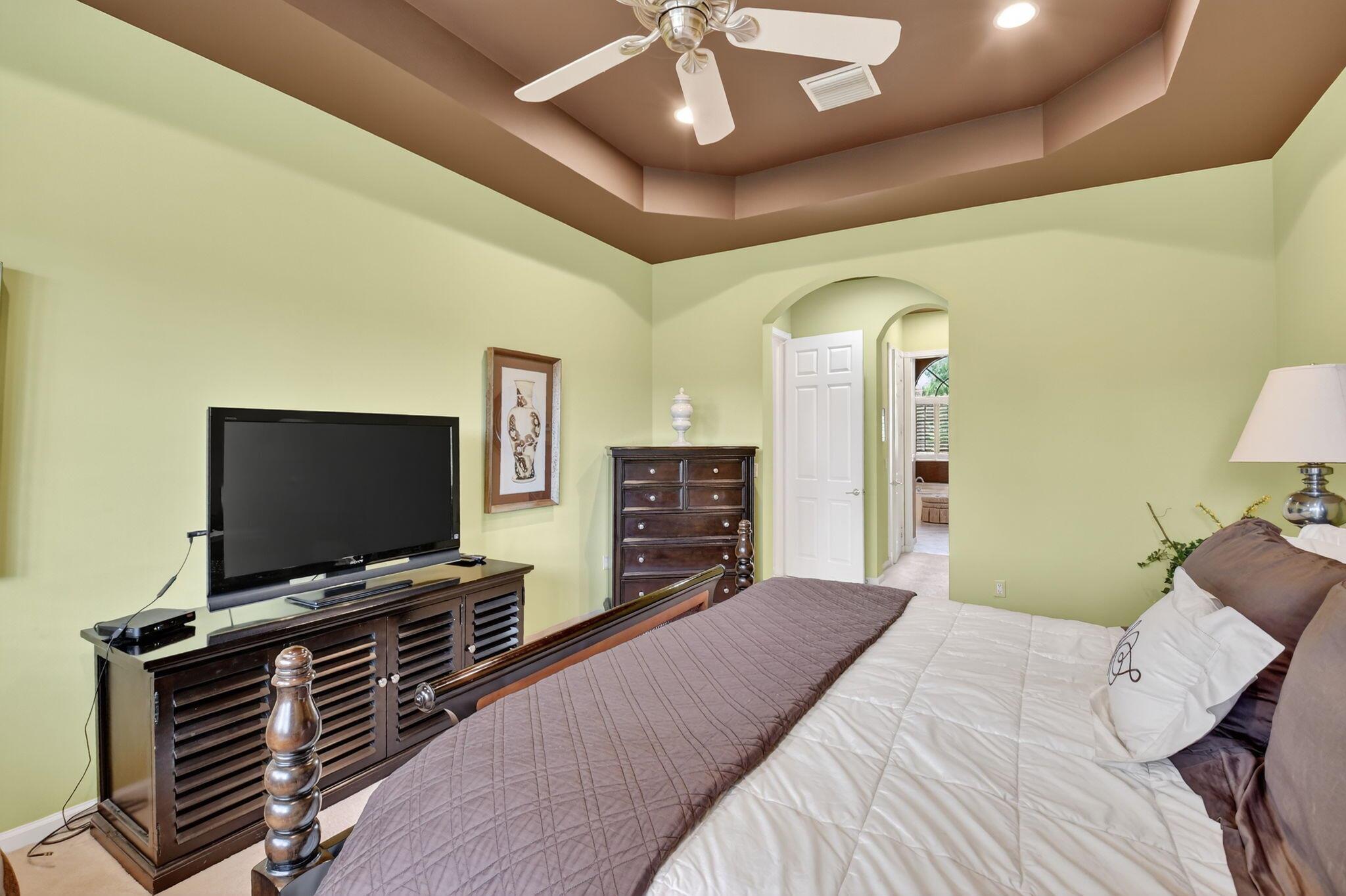 FOUR SEASONS/TIVOLI ISLES PUD - Residential