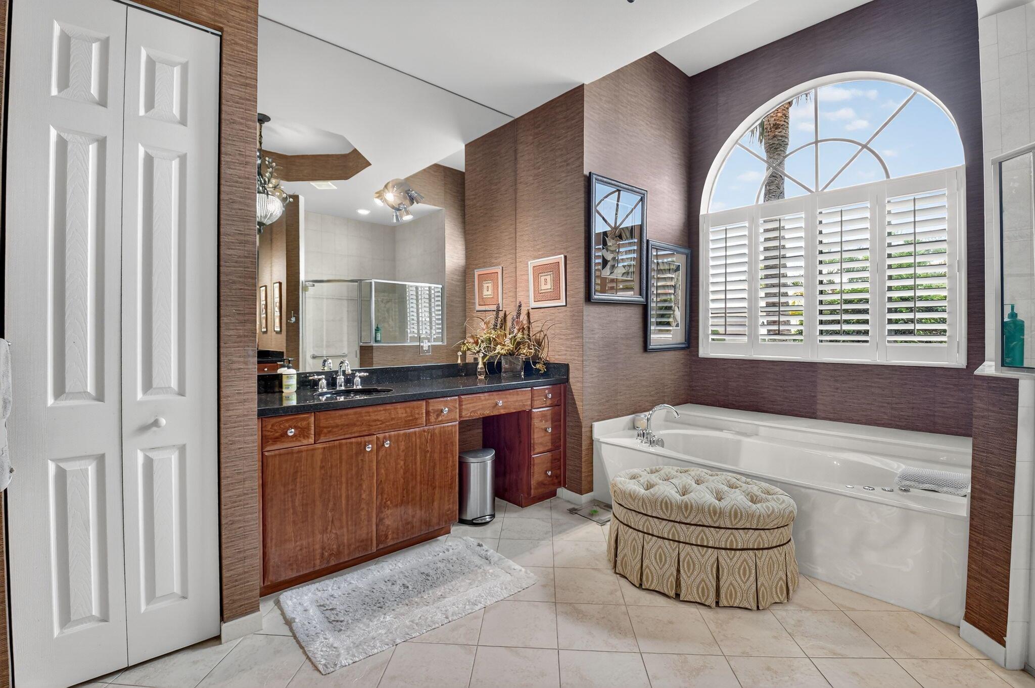 FOUR SEASONS/TIVOLI ISLES PUD - Residential