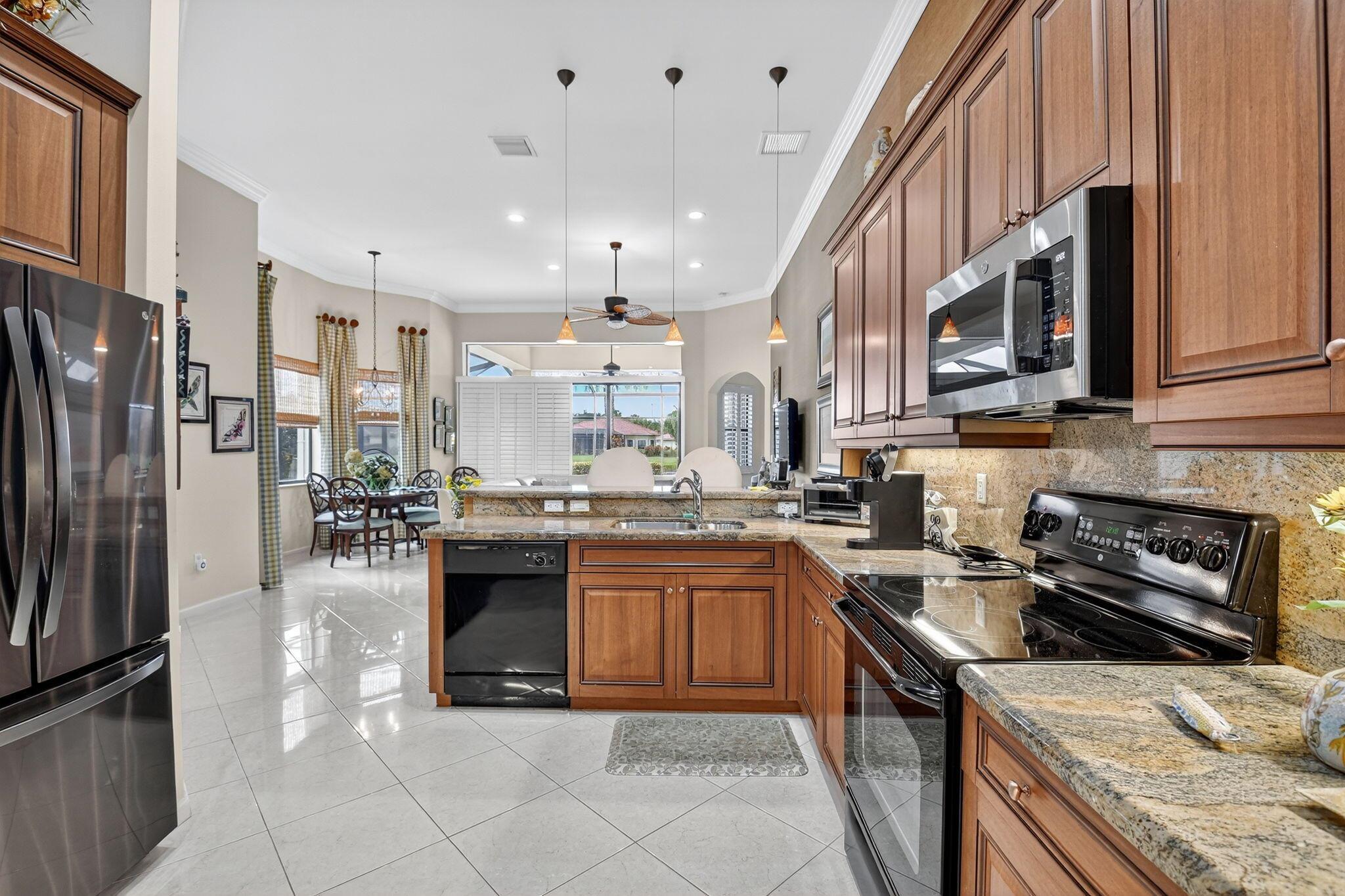 FOUR SEASONS/TIVOLI ISLES PUD - Residential