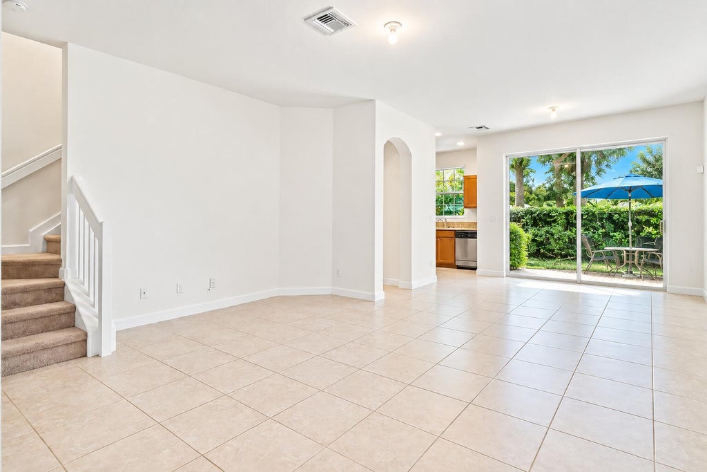 Photo of 5089 Ellery Terrace, West Palm Beach, FL 33417 (MLS # B26093196)