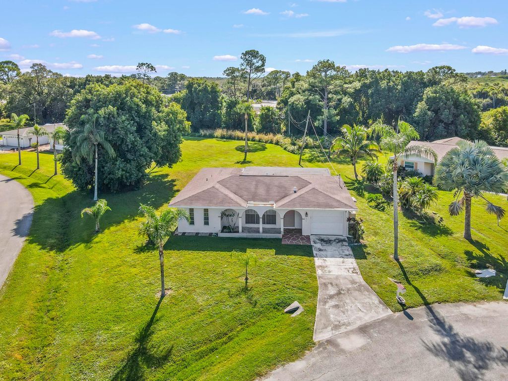 Photo of 201 SE Camino Court, Port Saint Lucie, FL 34952 (MLS # R11141281)