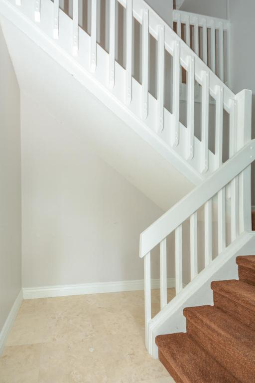 HEATHERWOOD CONDO - Residential Lease