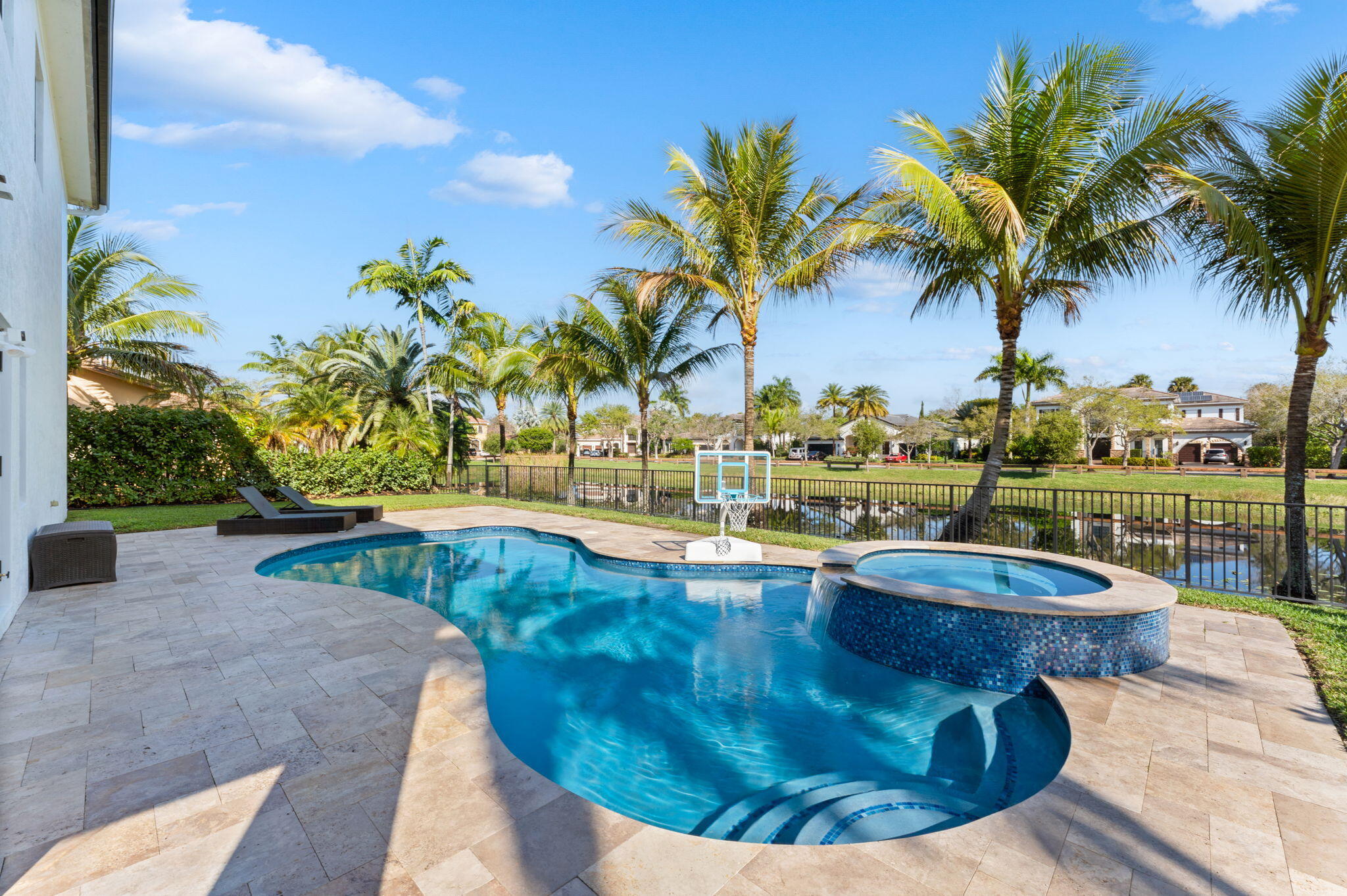 PARKLAND ESTATES - Residential