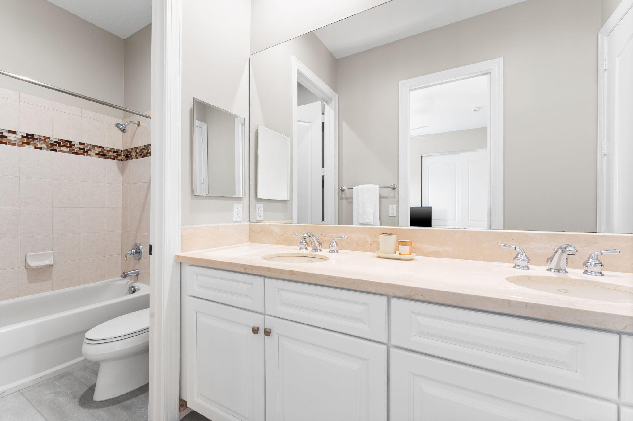 PARKLAND ESTATES - Residential