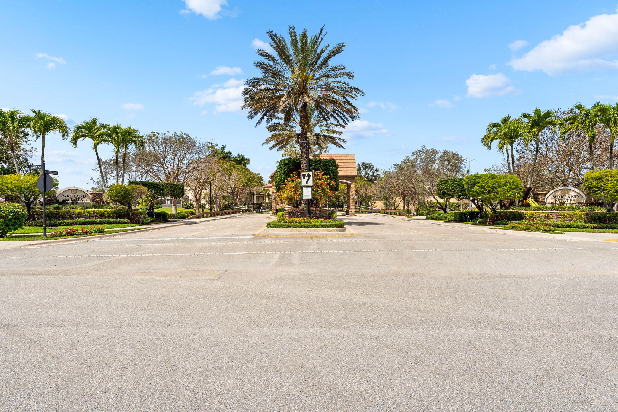 PARKLAND ESTATES - Residential