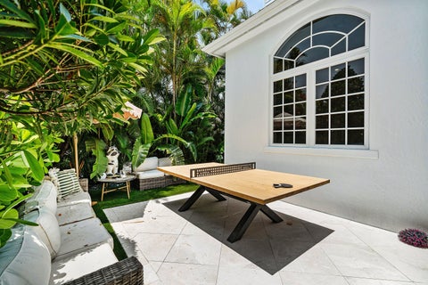 Tiny photo for 477 NE Spanish Court, Boca Raton, FL 33432 (MLS # B26043055)