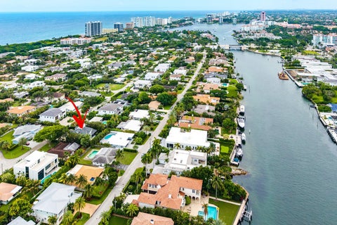 Tiny photo for 477 NE Spanish Court, Boca Raton, FL 33432 (MLS # B26043055)
