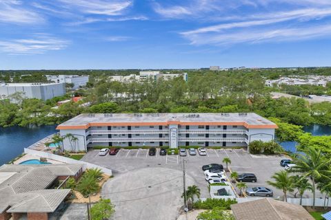 Condominium in Fort Lauderdale FL 1400 57th St St 1.jpg