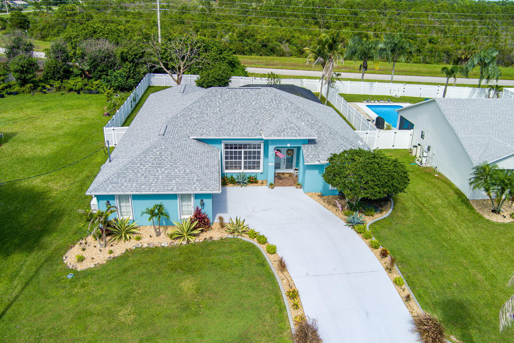 6133 NW GINGER Lane