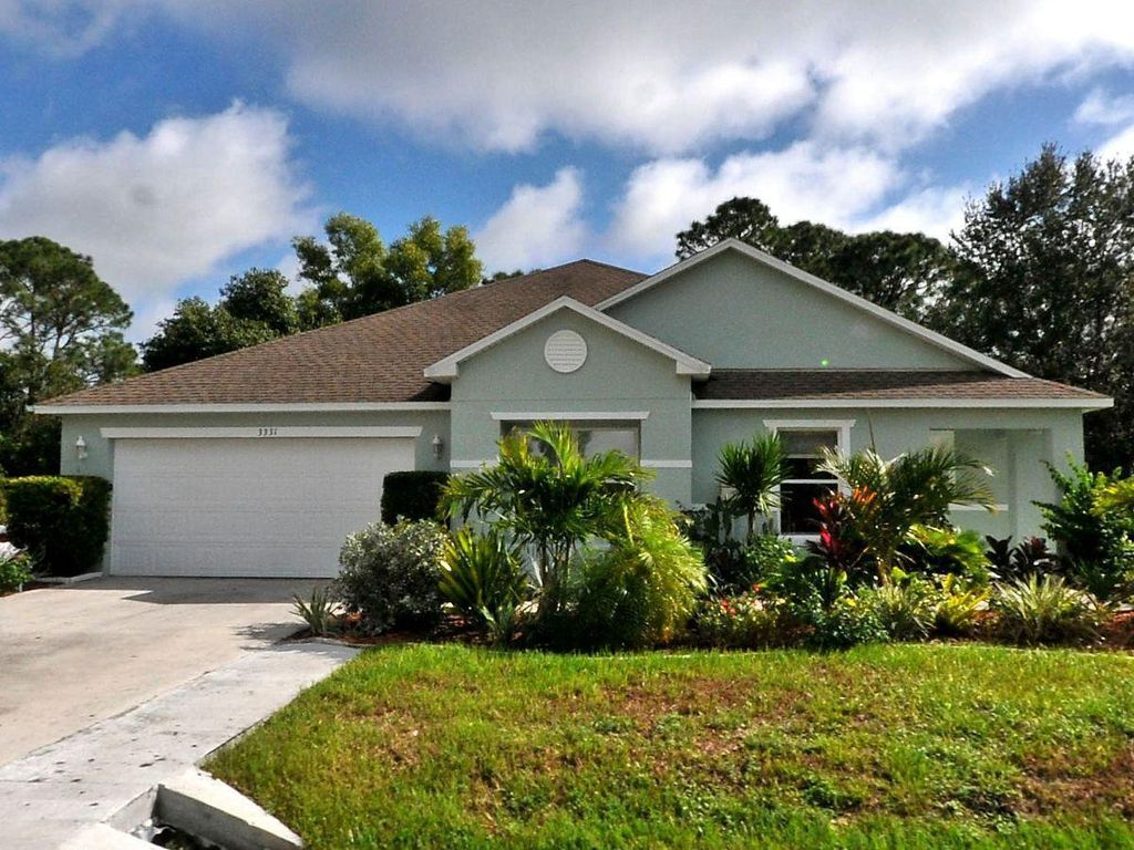 Photo of 3331 SW Espanola Street, Port St Lucie, FL 34953 (MLS # R10920503)
