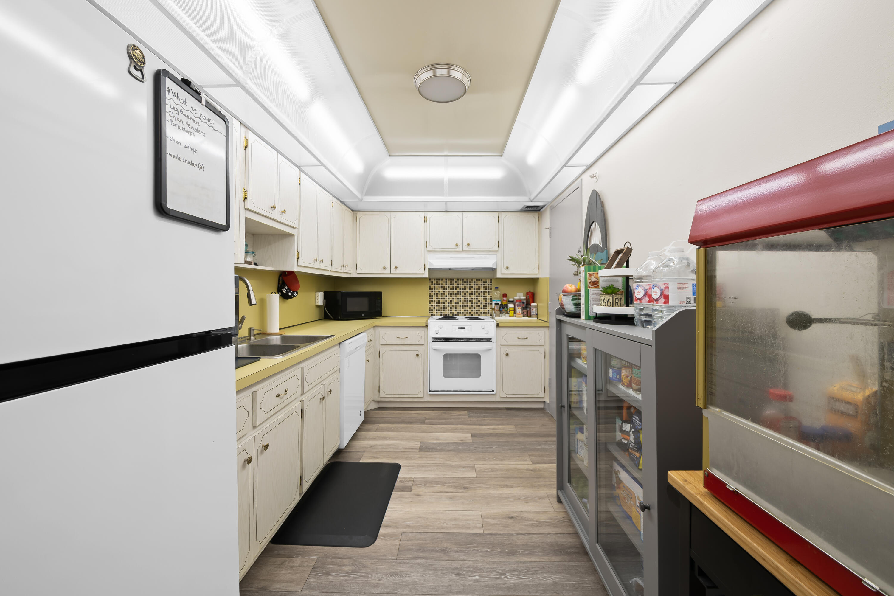 PARLIAMENT HOUSE CONDO - Residential