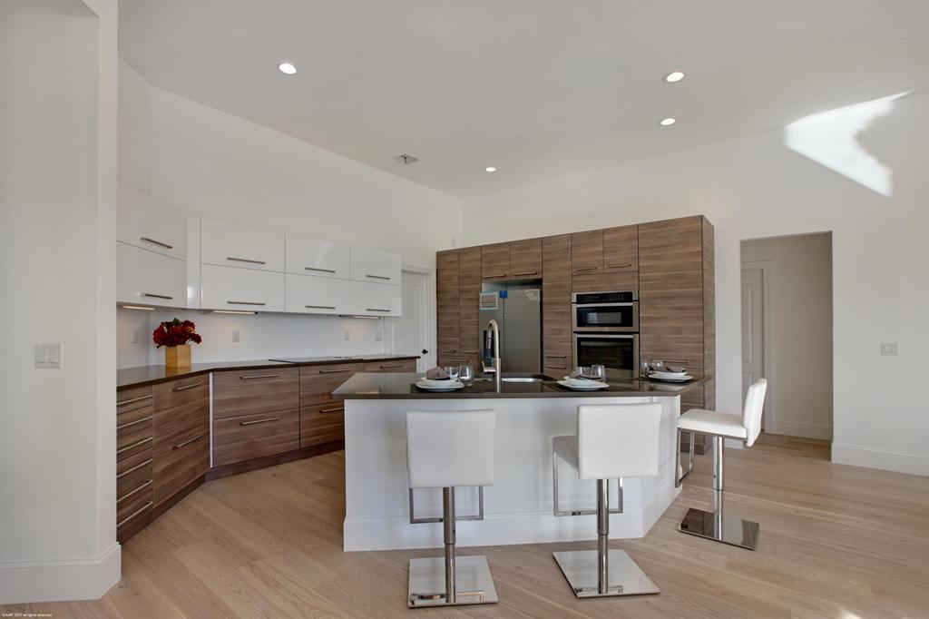 PADDOCK PARK 2 OF WELLING - Residential