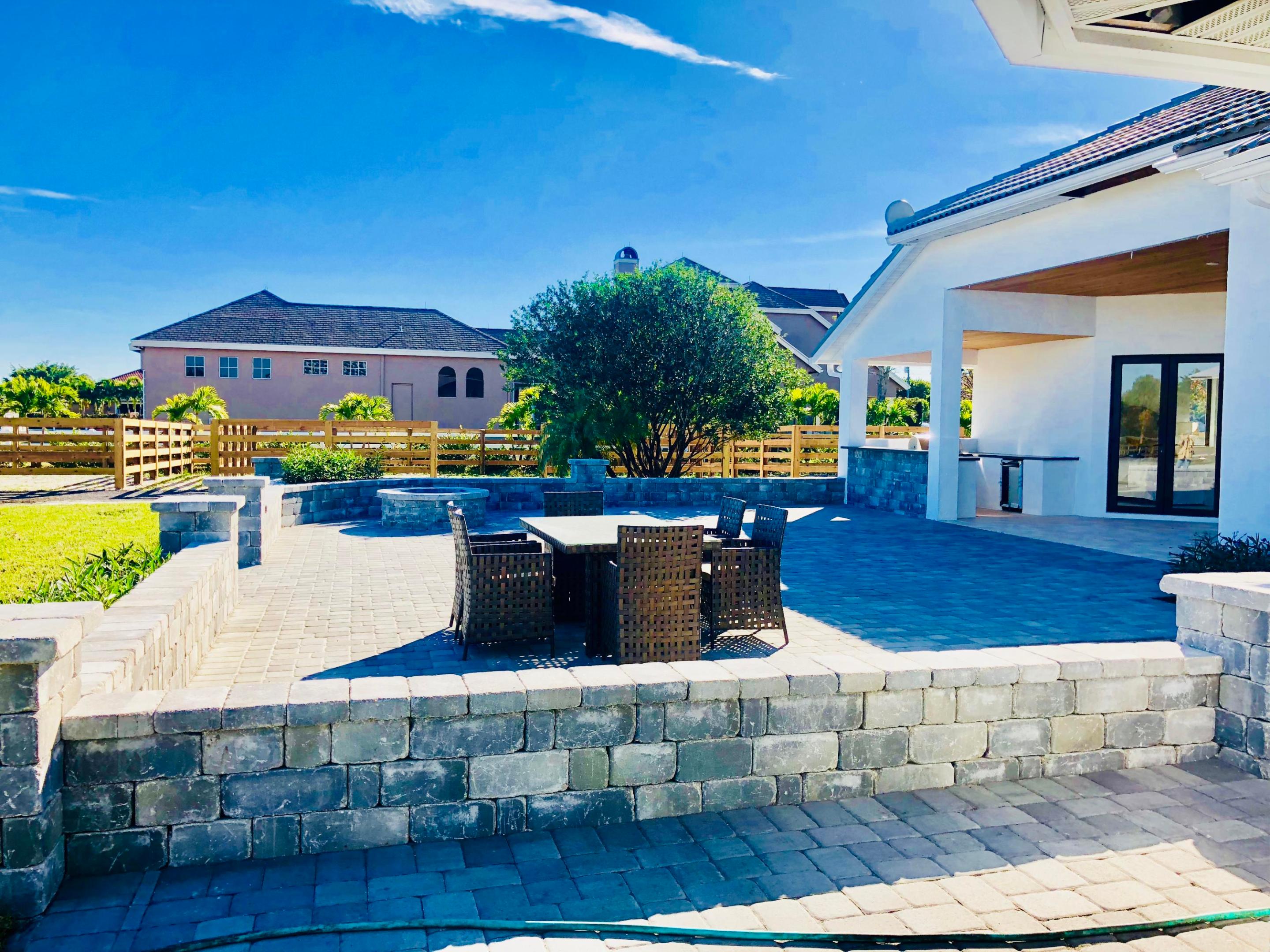 PADDOCK PARK 2 OF WELLINGTON - Residential