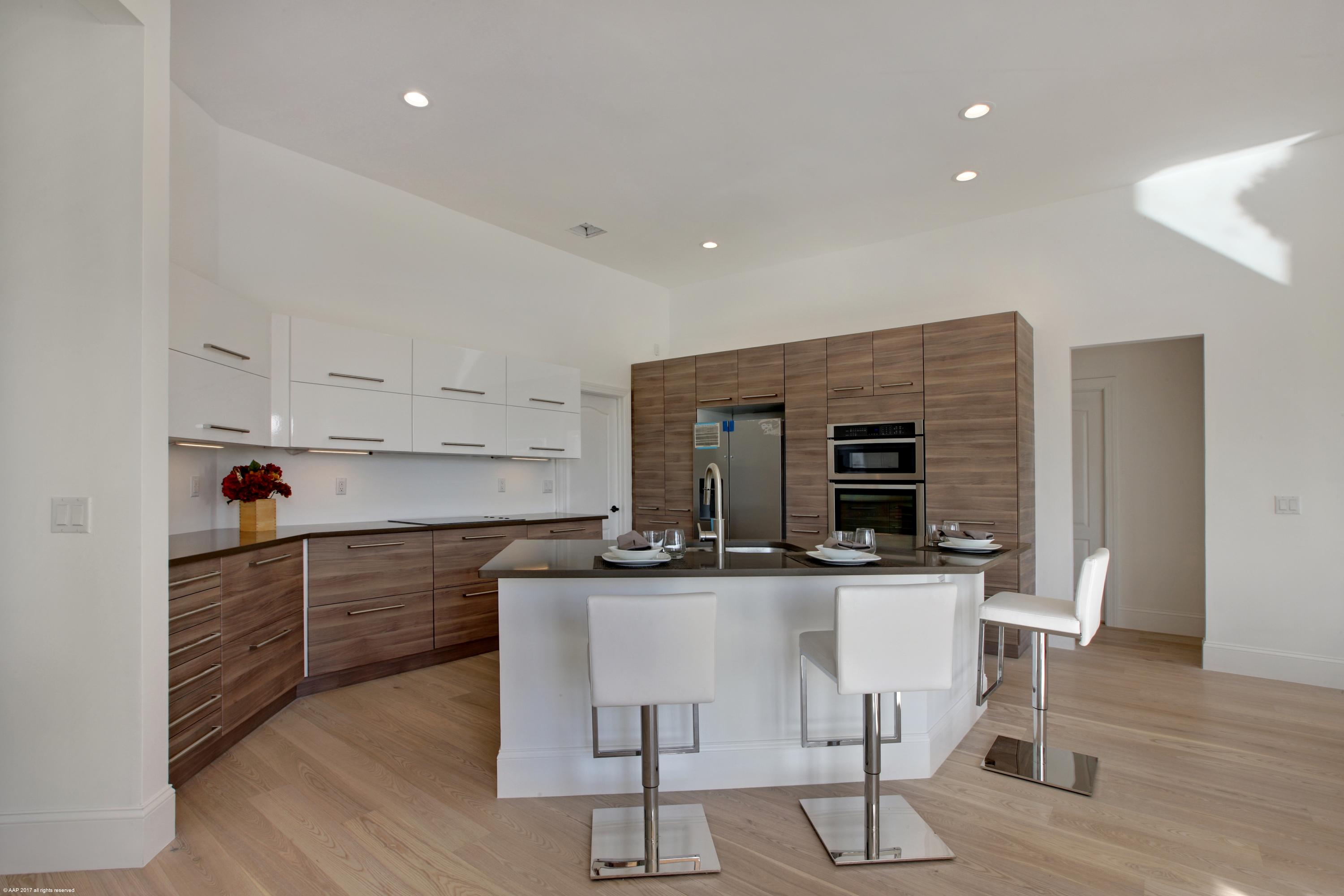 PADDOCK PARK 2 OF WELLINGTON - Residential