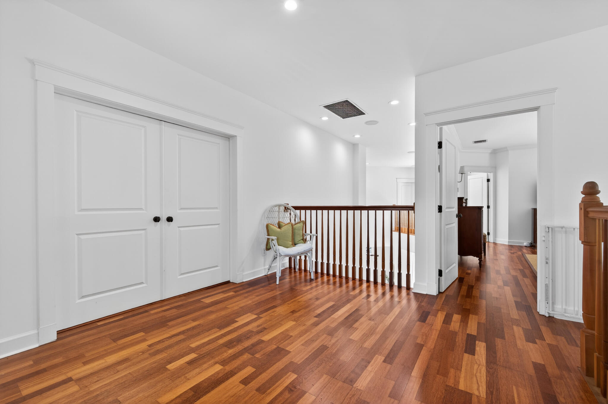 FOX TRAIL - Residential