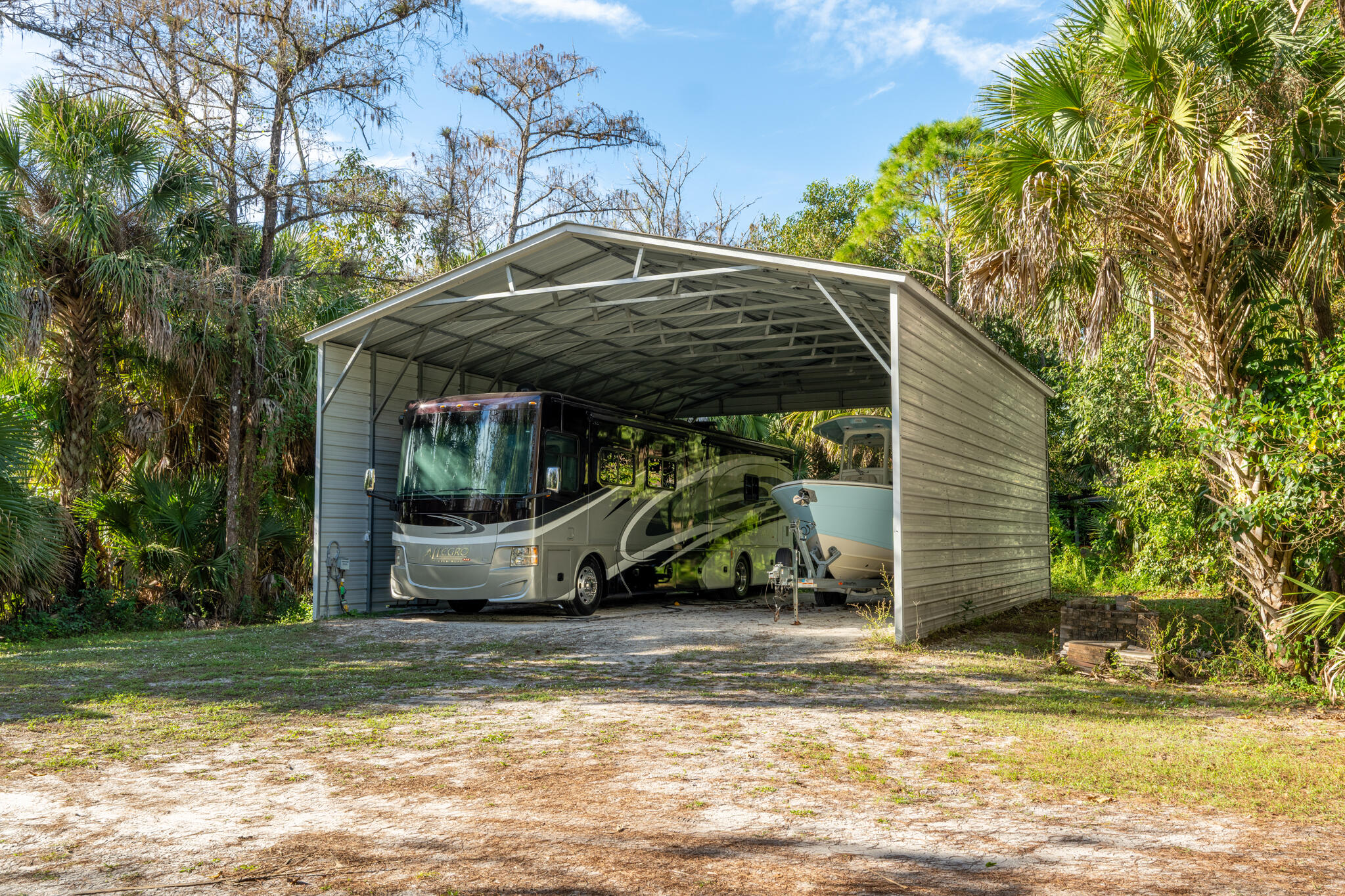 FOX TRAIL - Residential