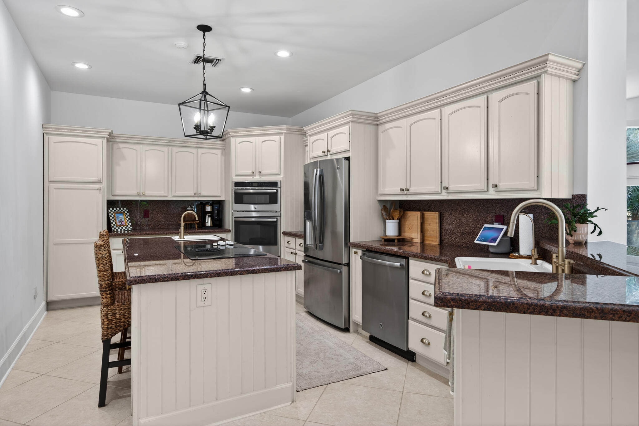 FOX TRAIL - Residential