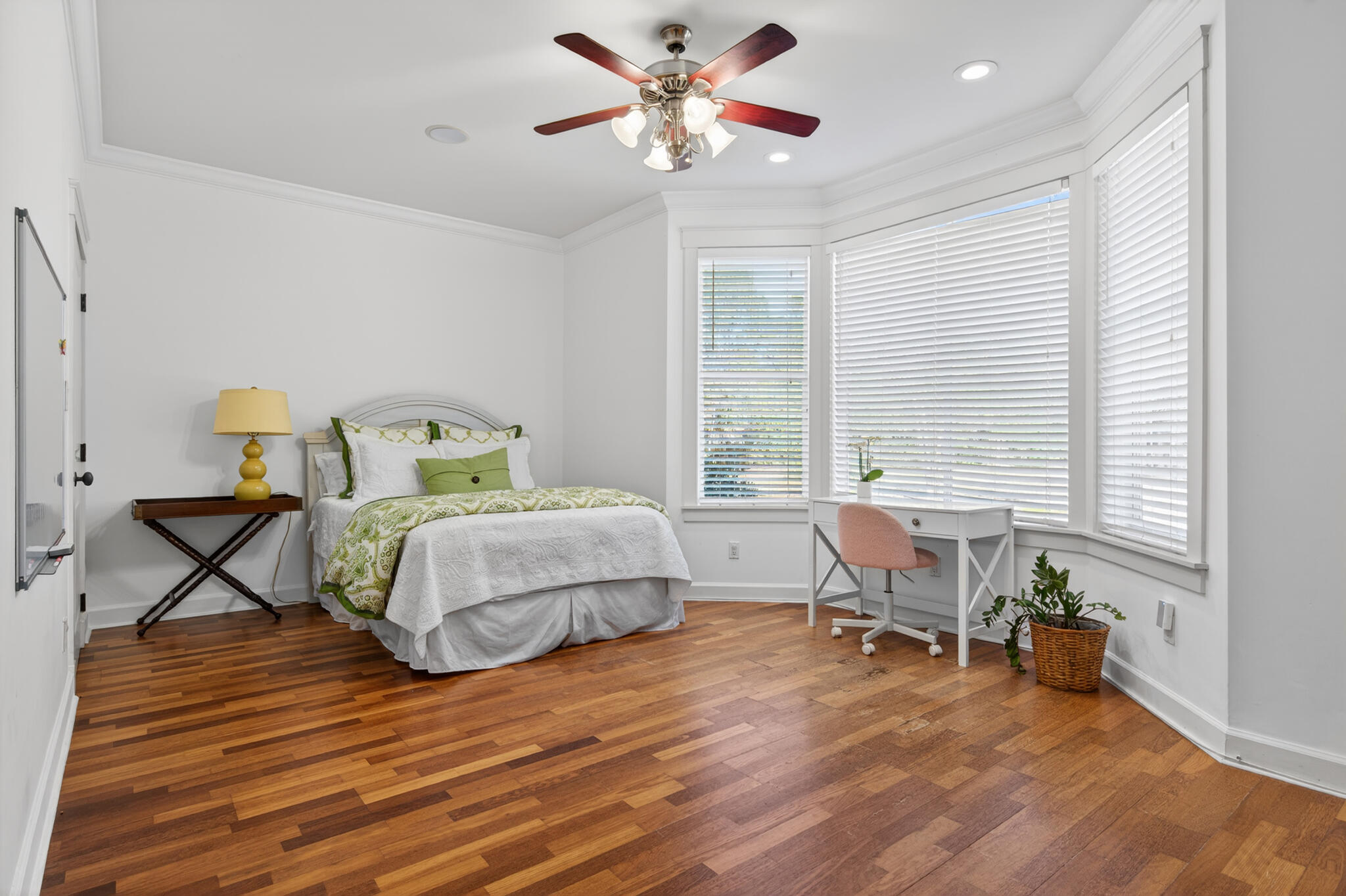 FOX TRAIL - Residential