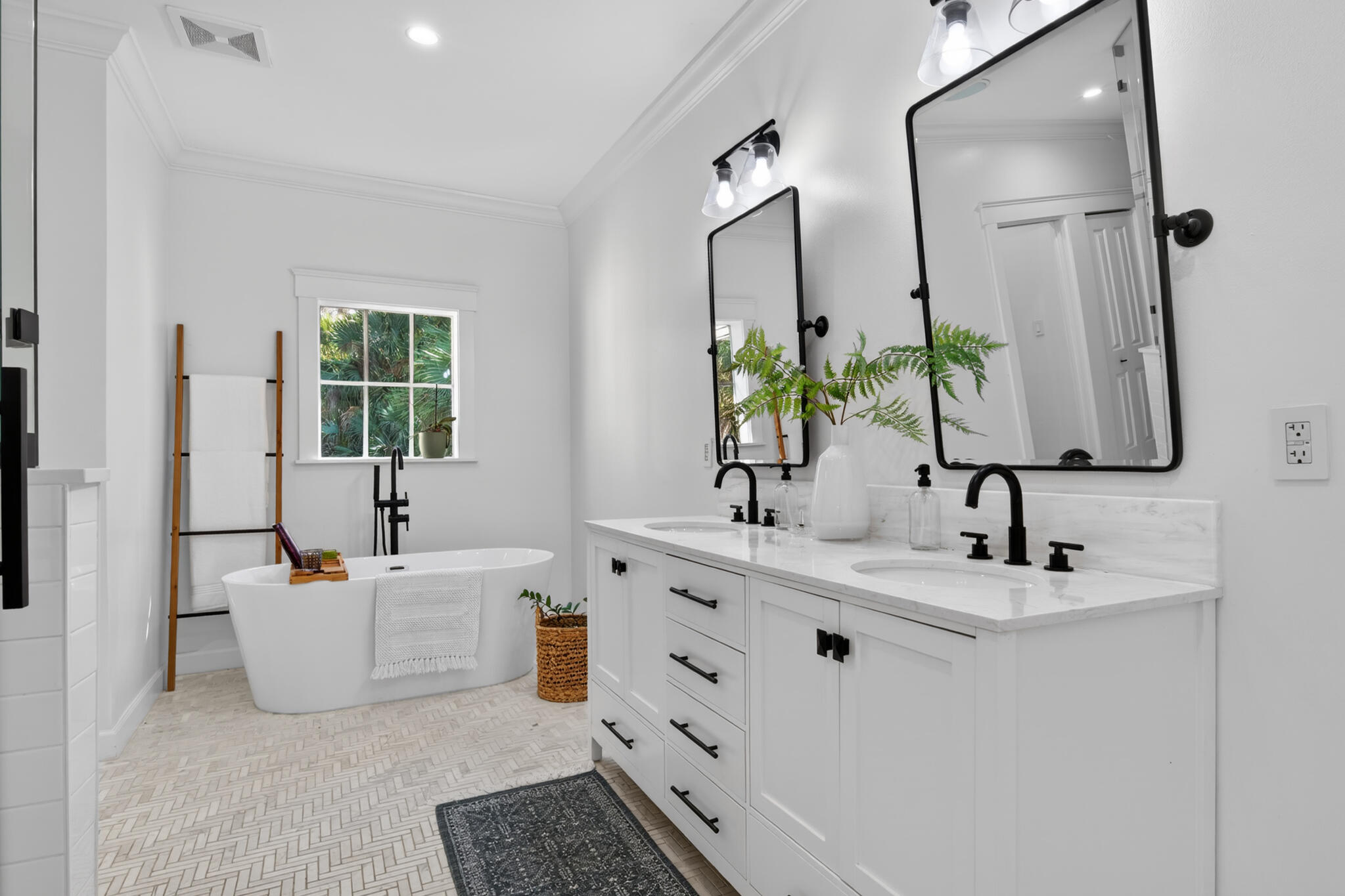 FOX TRAIL - Residential