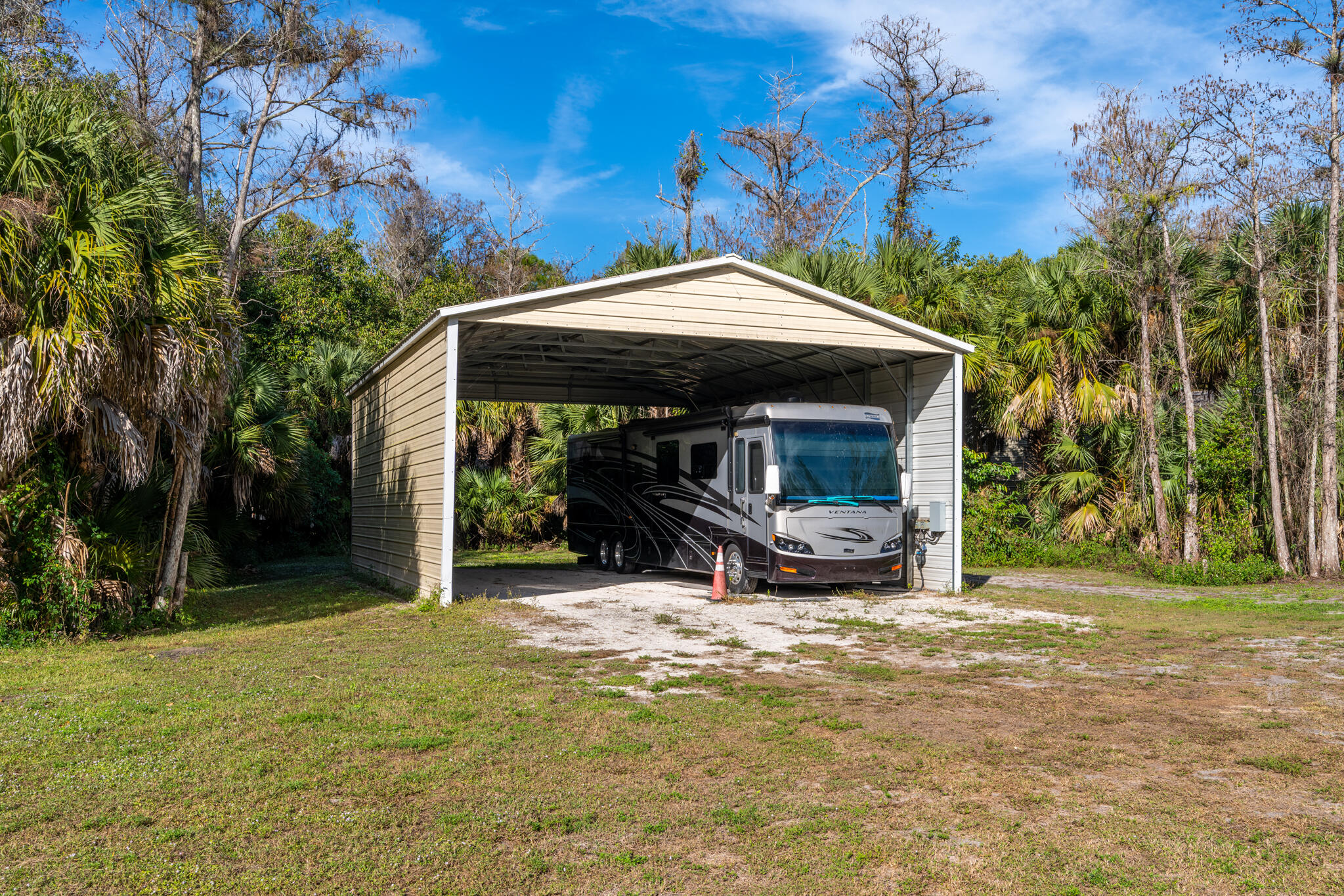 FOX TRAIL - Residential