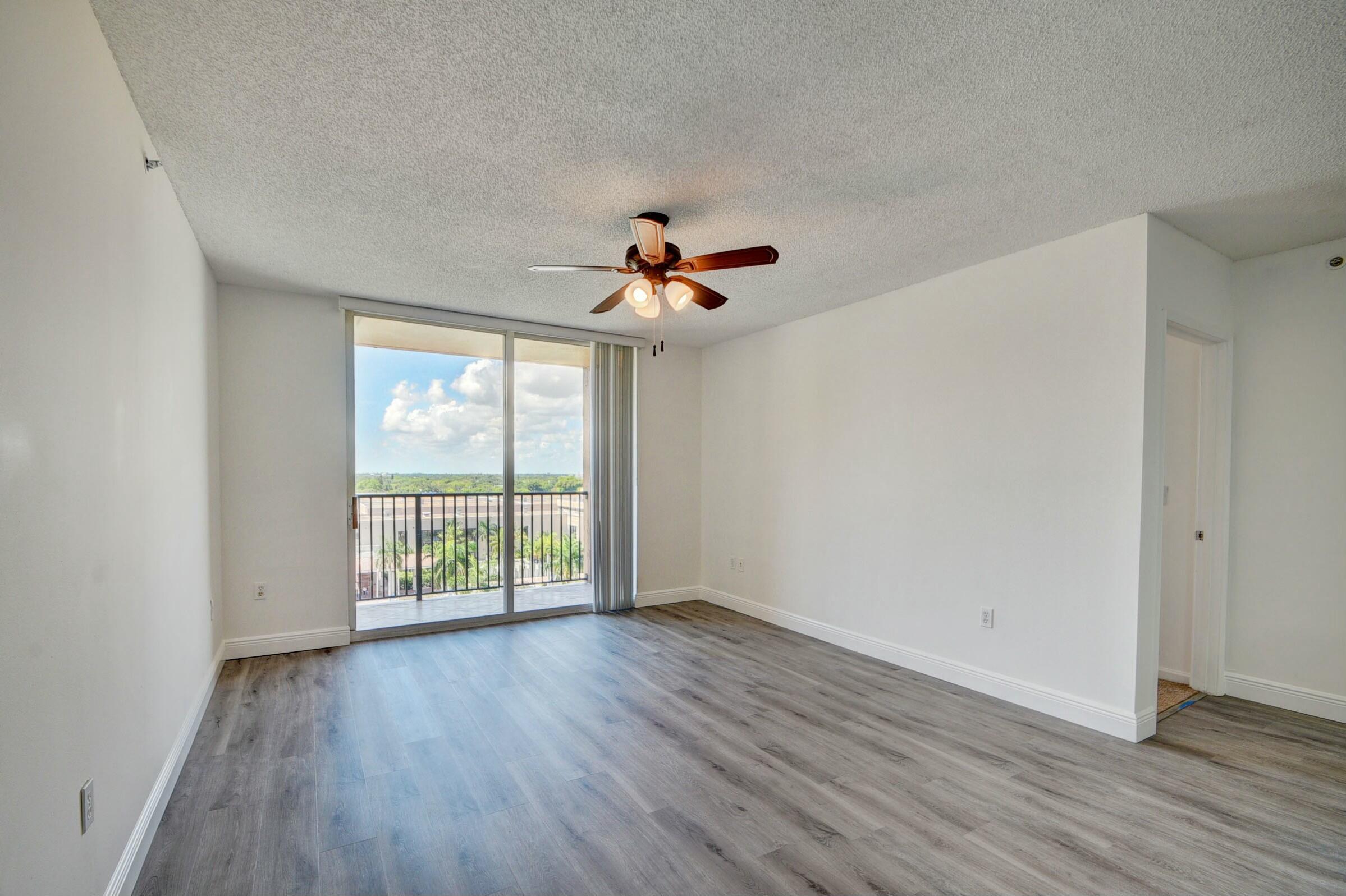 TOWER CONDO AT CITYPLACE - Residential Lease