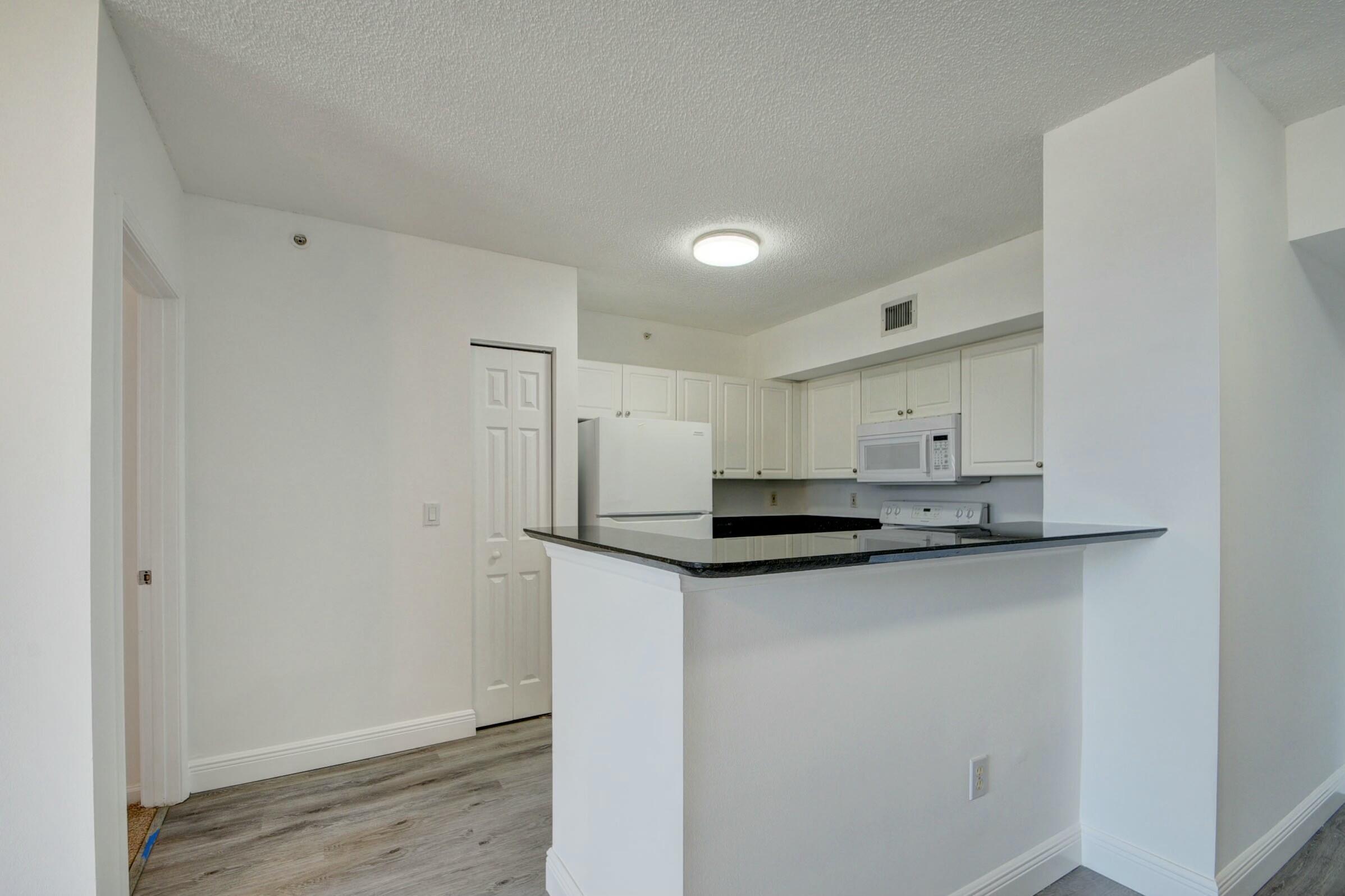 TOWER CONDO AT CITYPLACE - Residential Lease