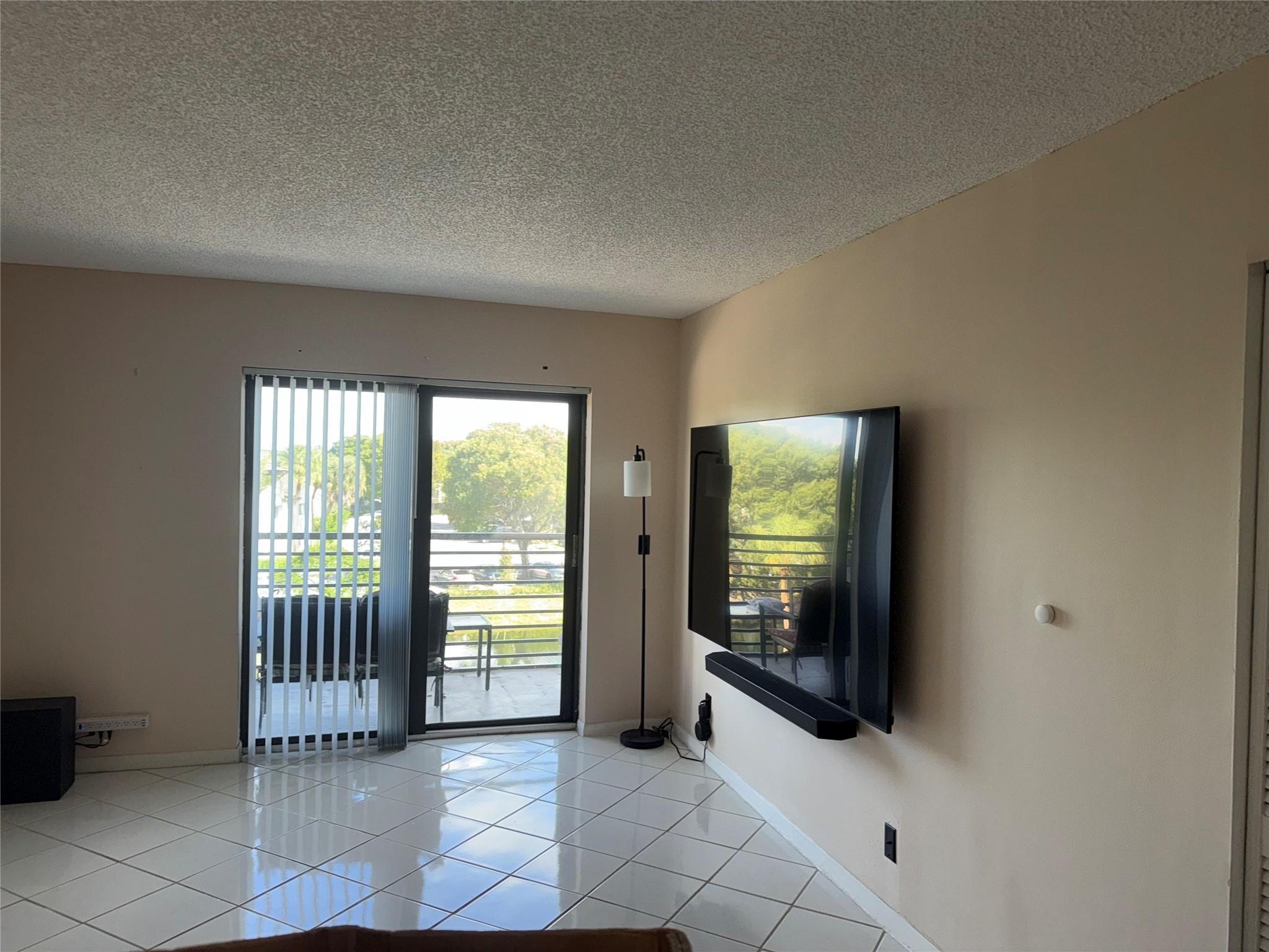 Sunrise Spgs Condo I - Residential Lease