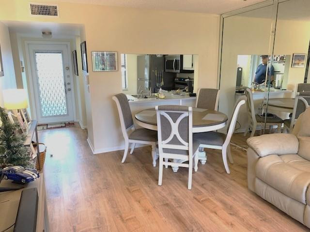 Sunris Lakes - Residential