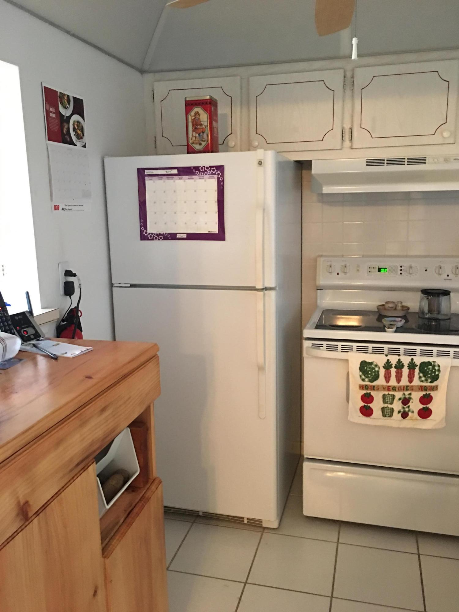 SOUTHAMPTON CONDO - Residential