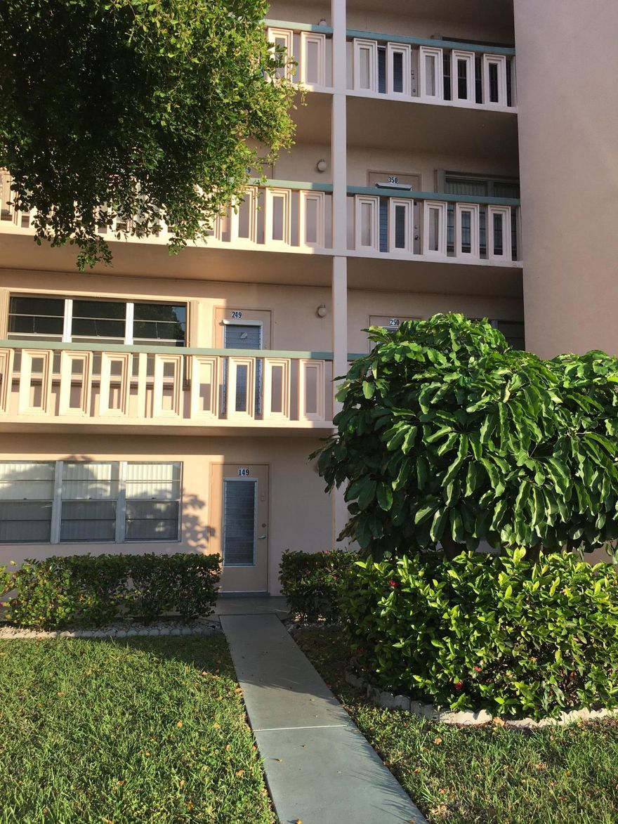 READY TO MOVE IN! Pristine first floor ''TURN-KEY'' unit. Parking and Pool steps away. Solid CBS built. Laundry fee in maintenance fee-no additional cost to owners. Rentable/hardship after 1 yr. Service pets accommodated with approval/Assoc. Over 55 occupancy w/application to Assoc. Recreational fees include community pools/whirlpool, fitness center, active clubhouse, planned events. Many FREE dances, movies, activities and FREE transportation on and off-site. On-site Pharmacy, Barber/beauty shop. Short drive to City Place. MUST BE SEEN TO TAKE-IN ALL THE AMENITIES AND BEAUTIFUL SURROUNDINGS AND SUNSETS!