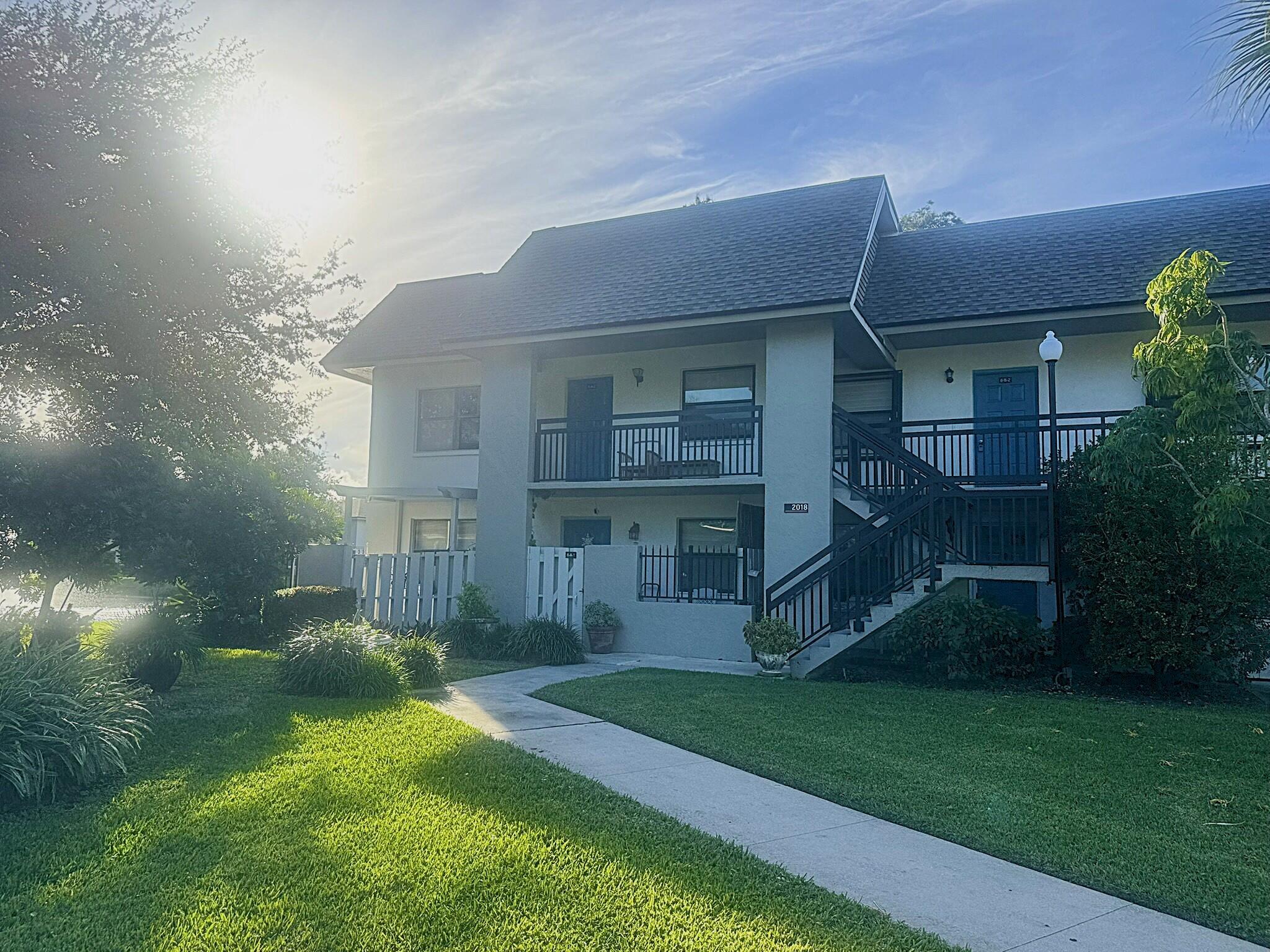 DELRAY OAKS CONDO - Residential Lease