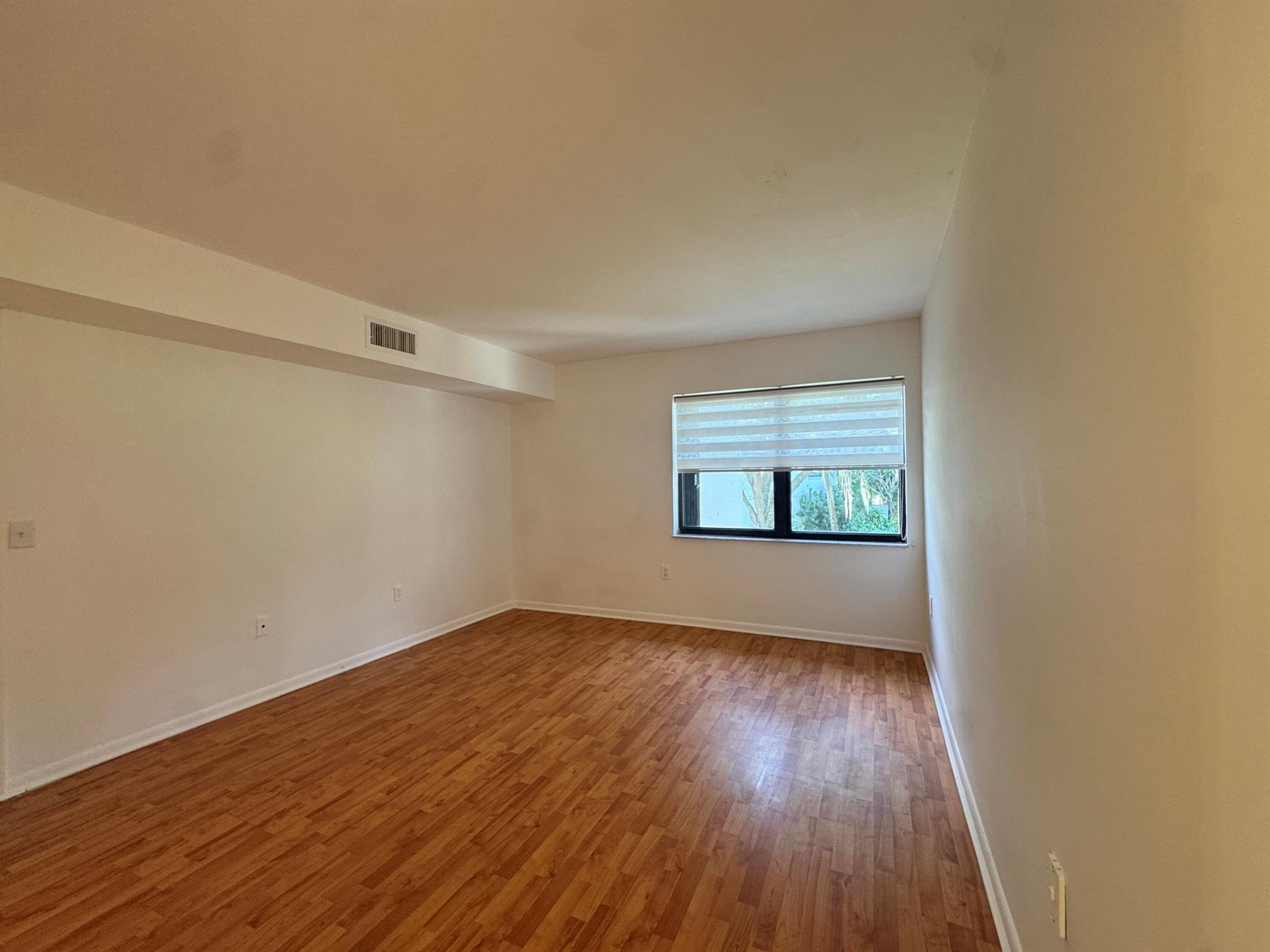 DELRAY OAKS CONDO - Residential Lease
