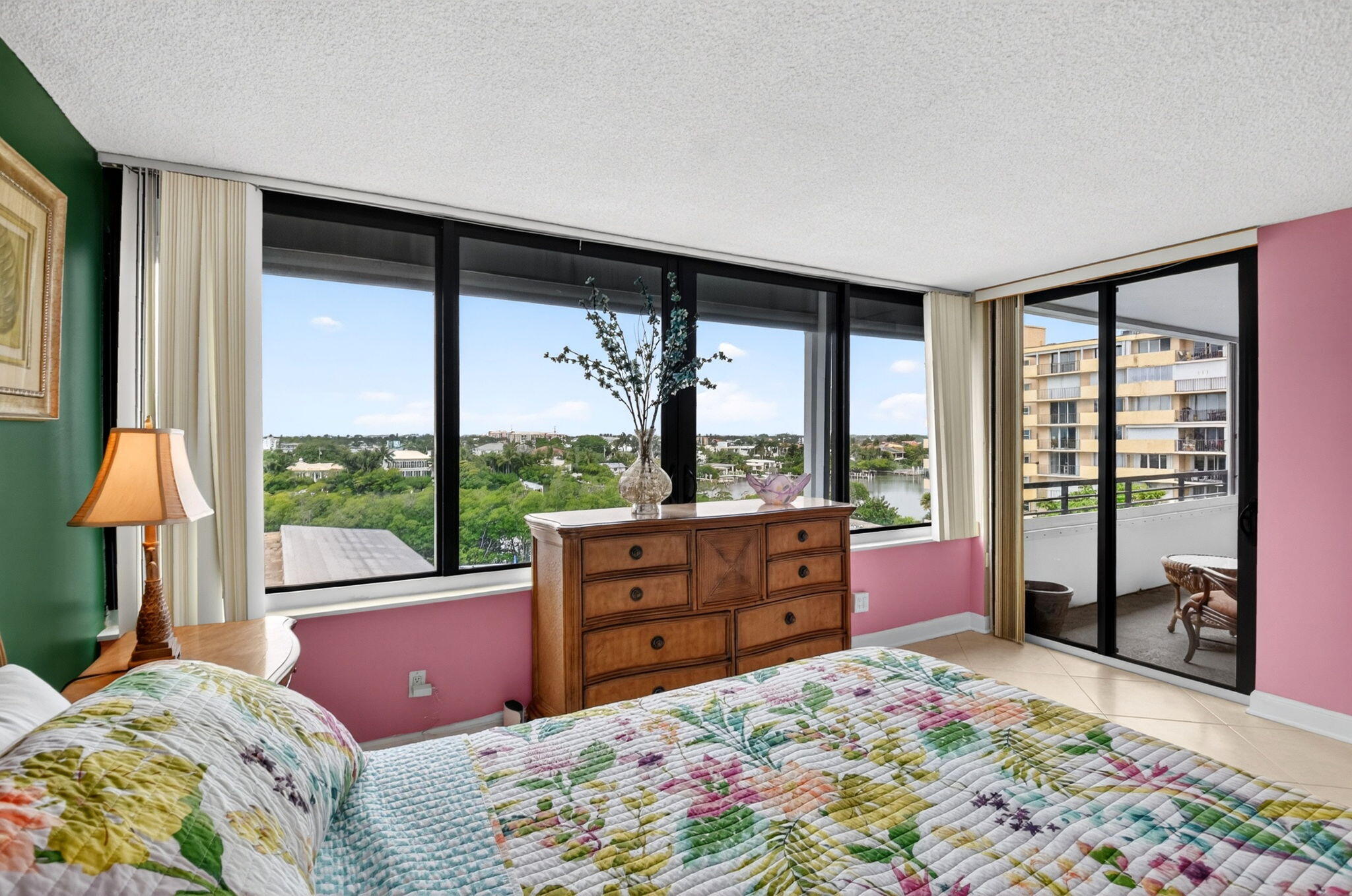 MAYFAIR HOUSE CONDO - Residential