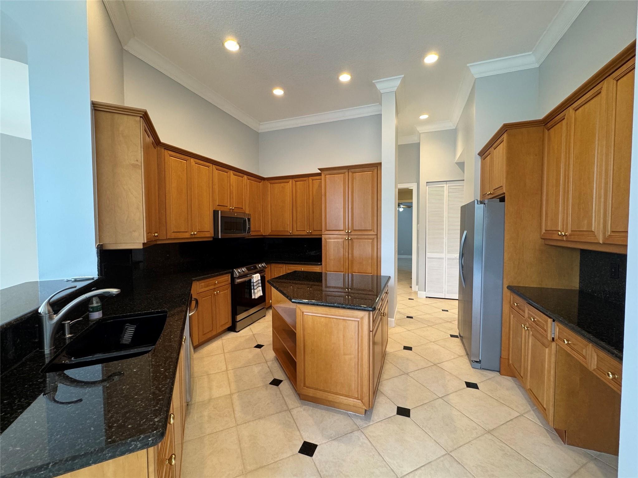 The Enclave 2nd Sec 156-8 - Residential Lease