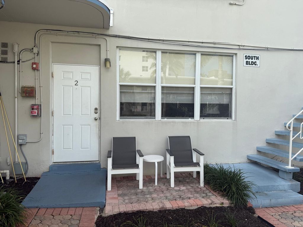 Photo of 741 Bayshore Drive #2s, Fort Lauderdale, FL 33304 (MLS # R11140796)