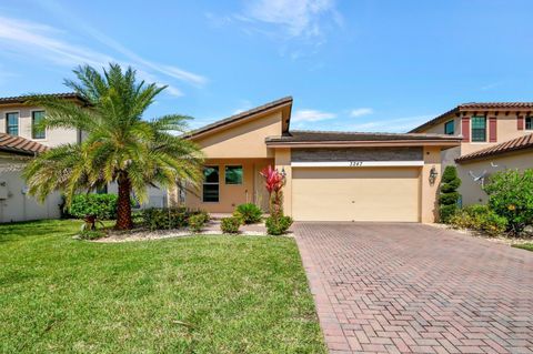 Single Family Residence in Royal Palm Beach FL 3247 Dunning Drive Dr 1.jpg