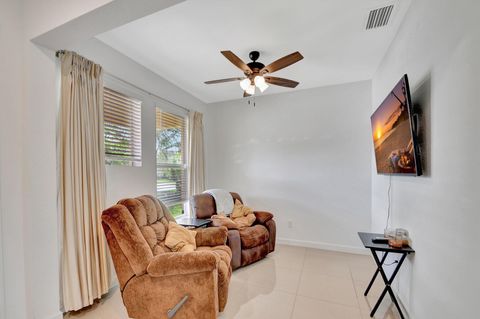 Single Family Residence in Royal Palm Beach FL 3247 Dunning Drive Dr 21.jpg