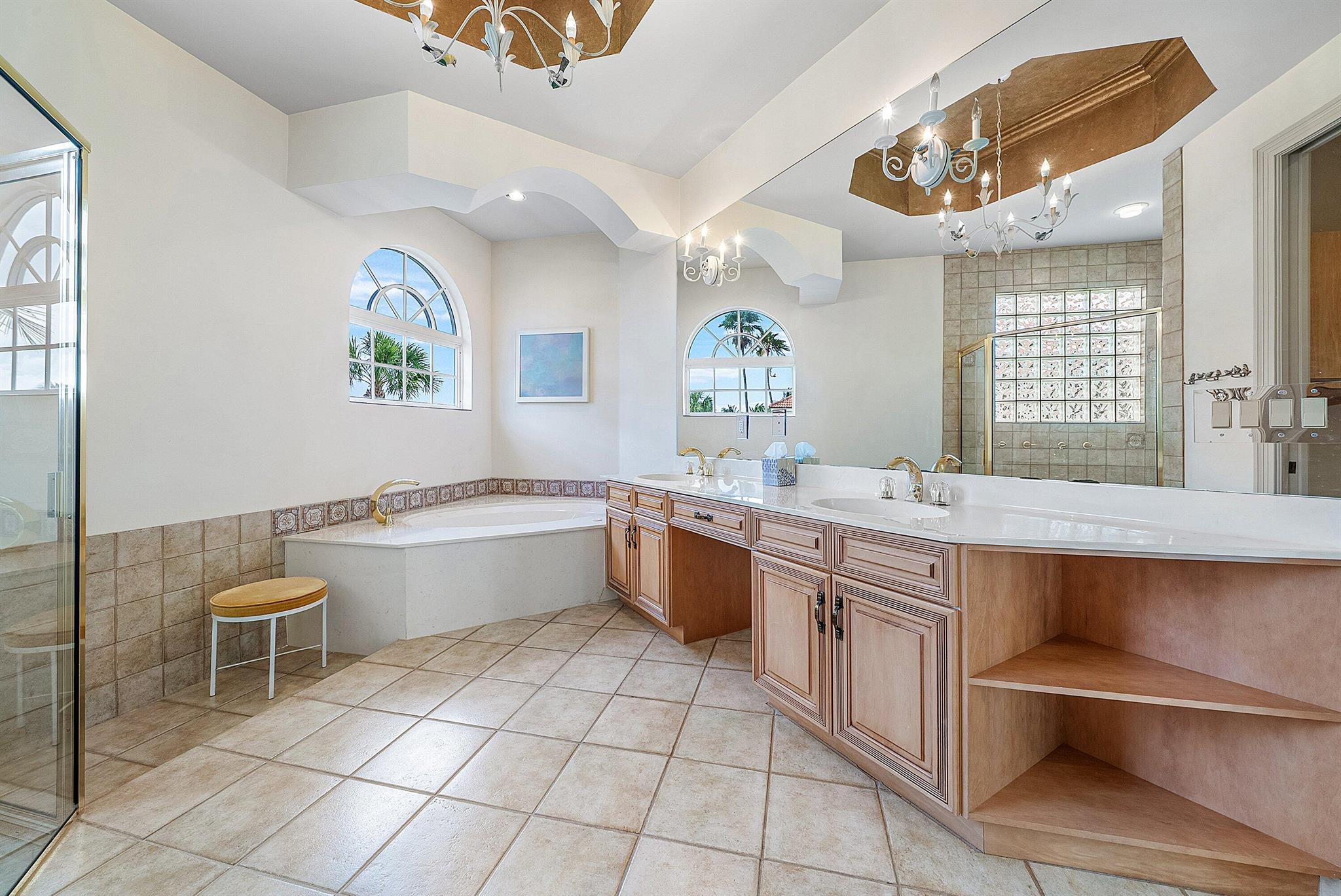 SAILFISH POINT - Residential