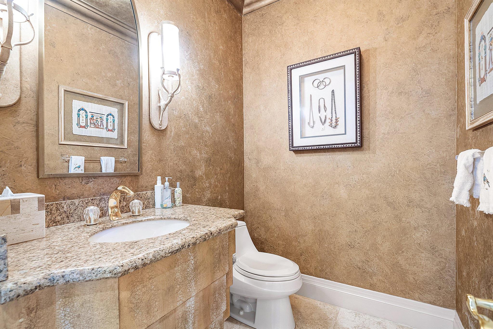 SAILFISH POINT - Residential