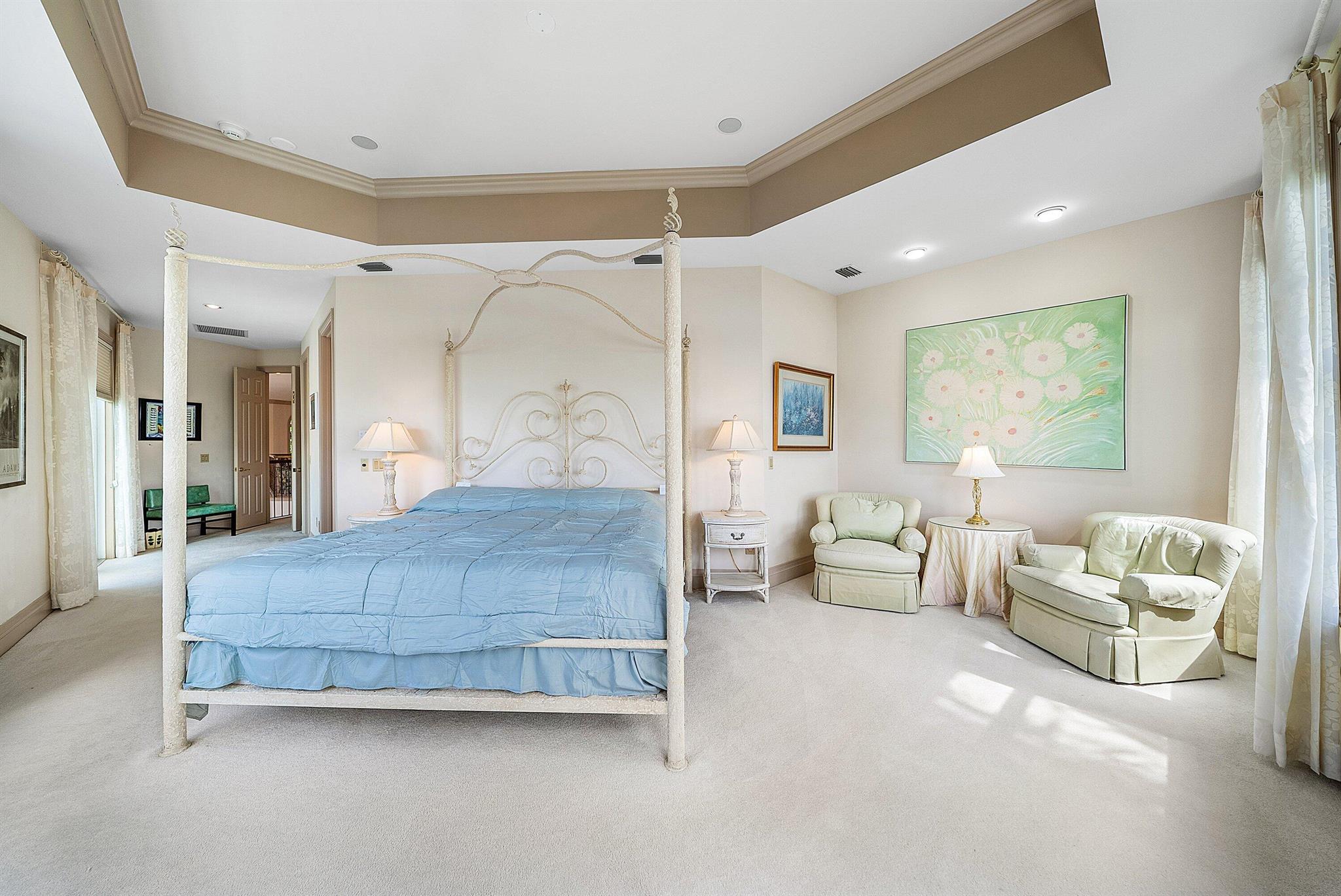 SAILFISH POINT - Residential