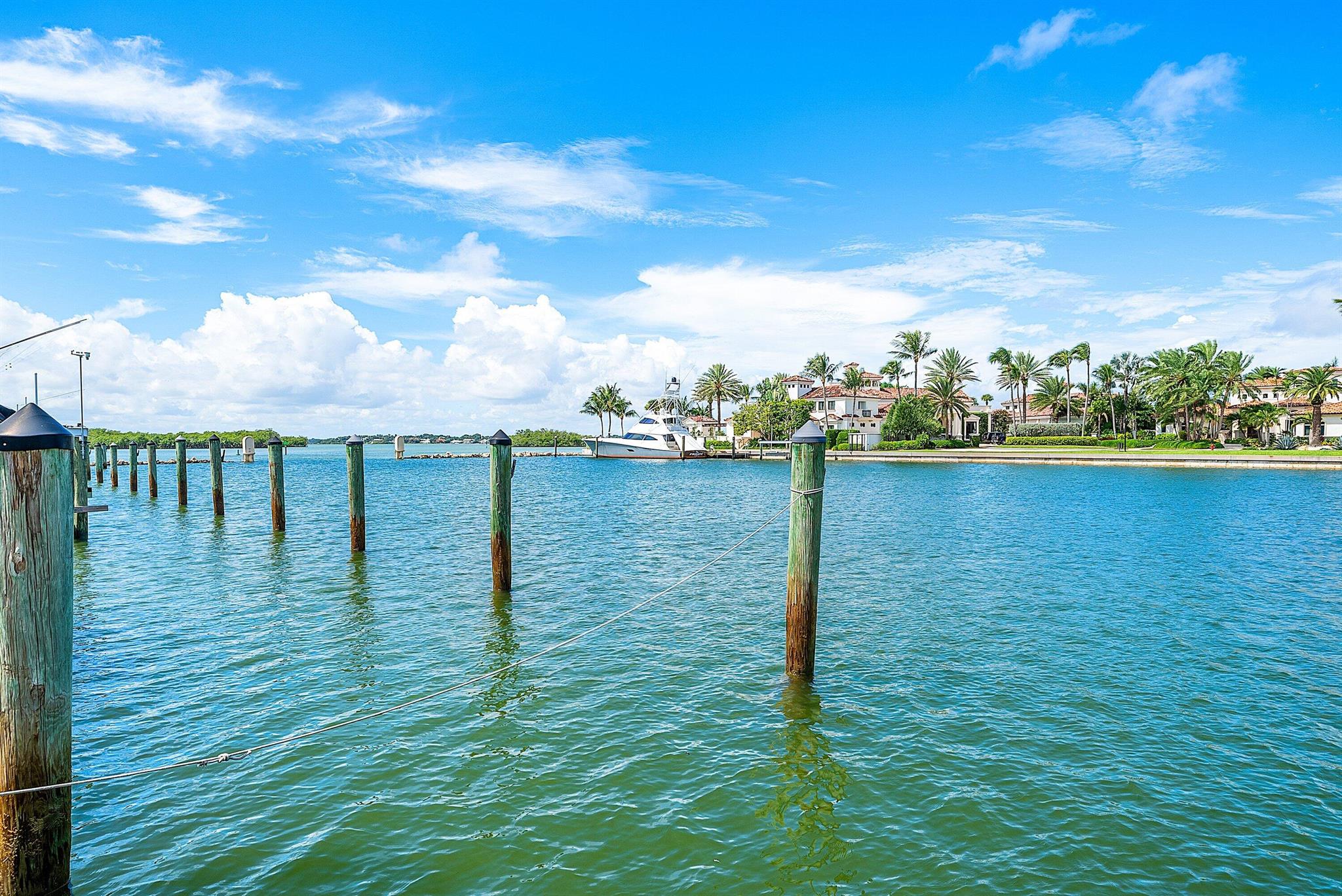 SAILFISH POINT - Residential