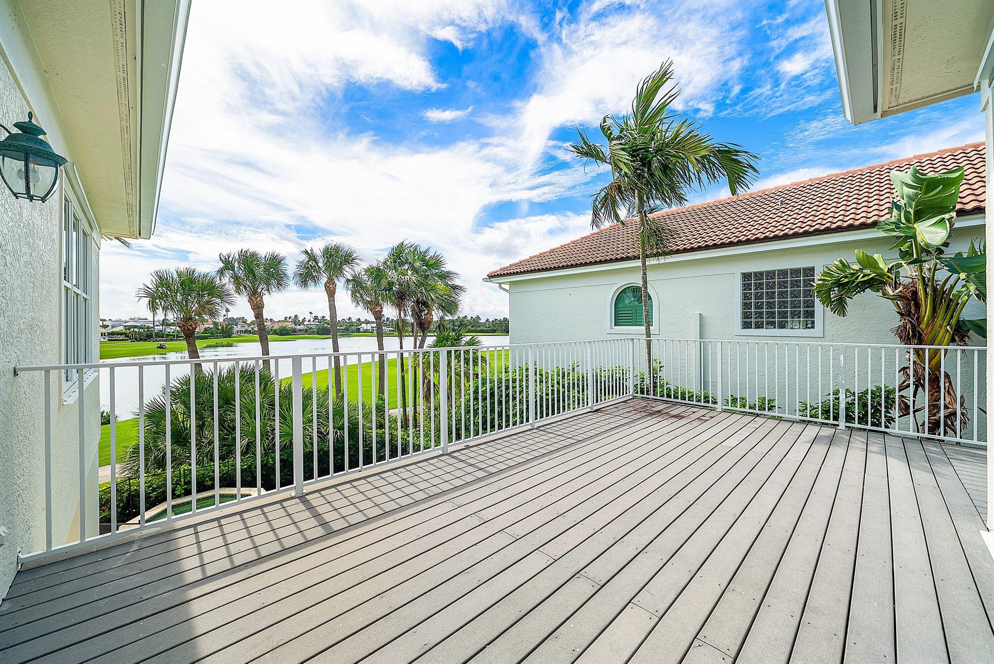 SAILFISH POINT - Residential