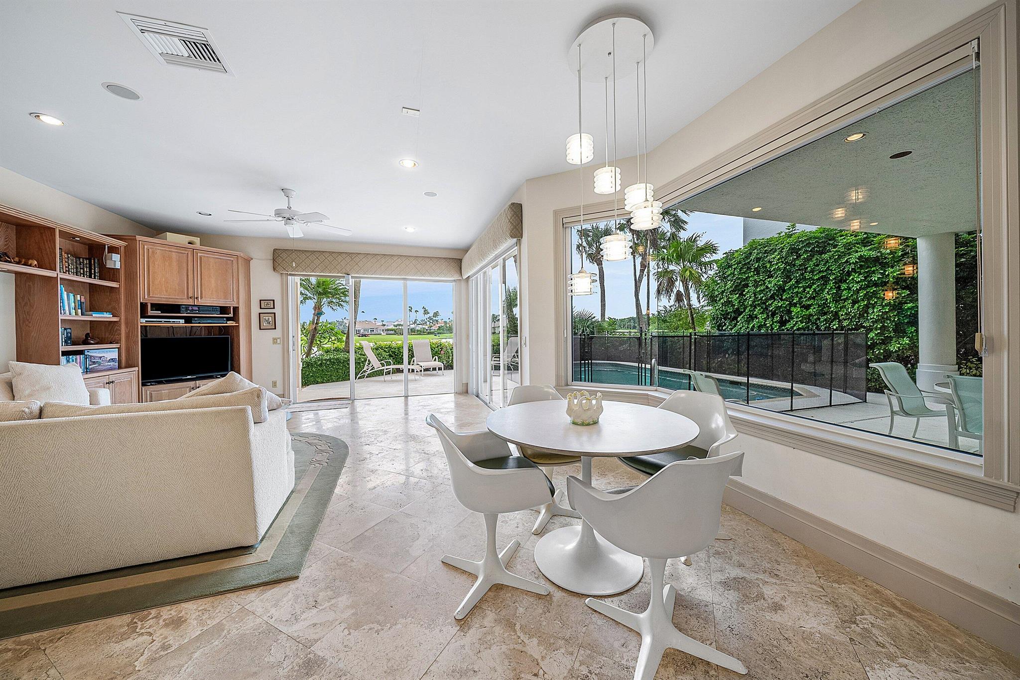 SAILFISH POINT - Residential