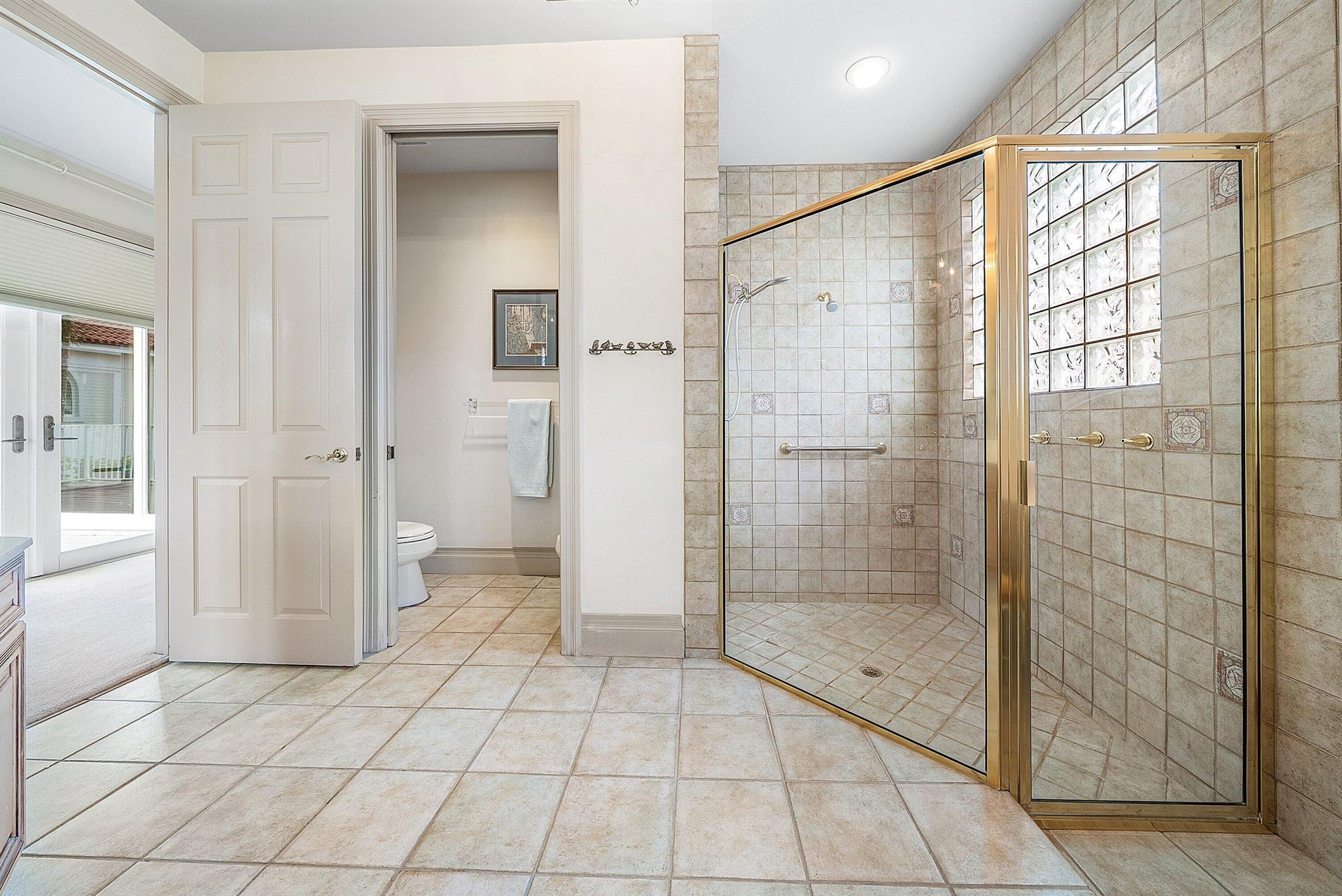 SAILFISH POINT - Residential