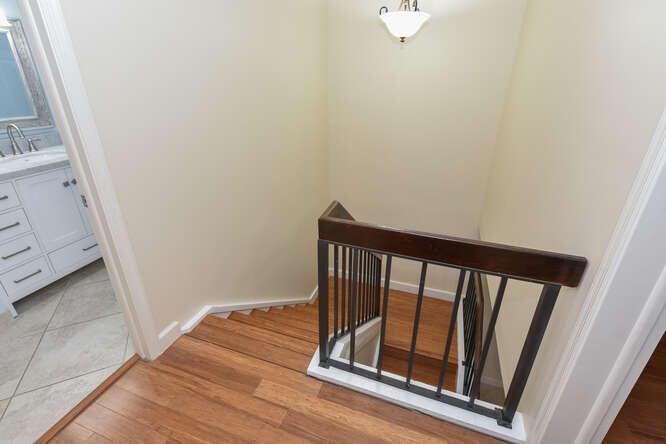 ATLANTIS ATRIUMS - Residential Lease