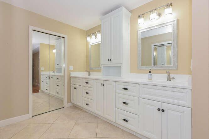 ATLANTIS ATRIUMS - Residential Lease