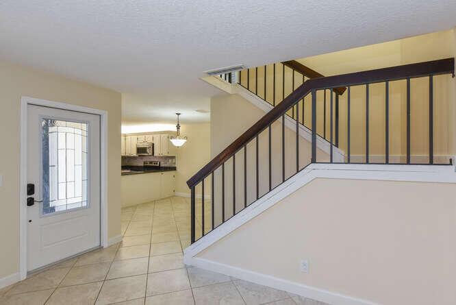 ATLANTIS ATRIUMS - Residential Lease