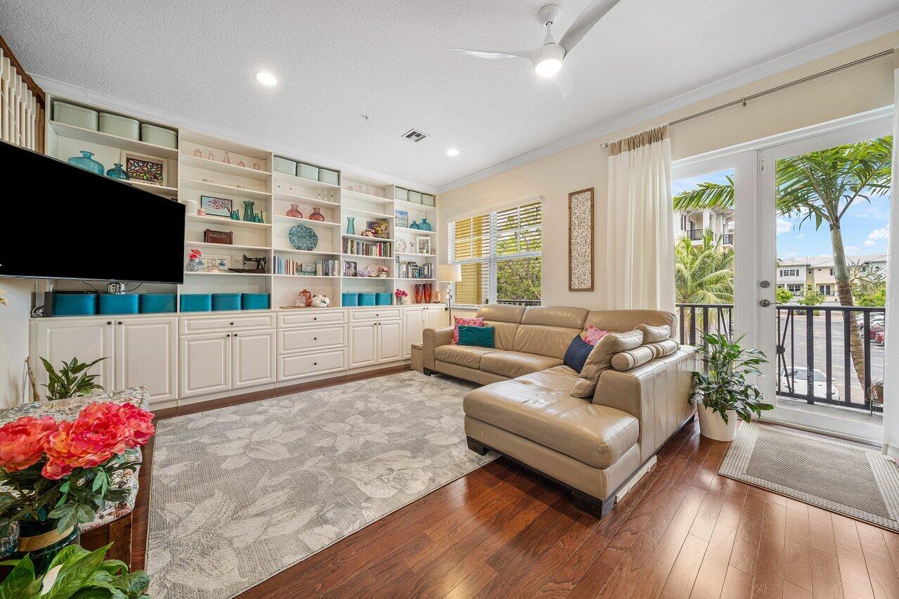 LATITUDE DELRAY - Residential