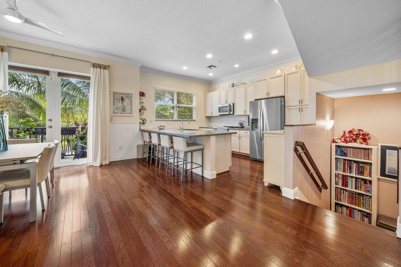 LATITUDE DELRAY - Residential